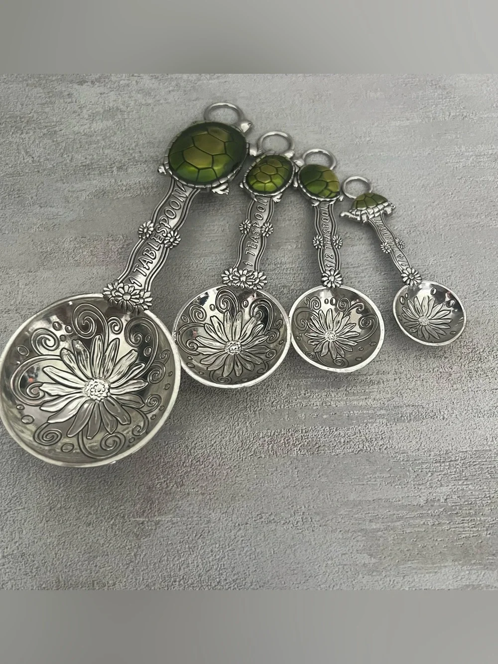 Turtle Silver Tone Measuring Spoons set of 4